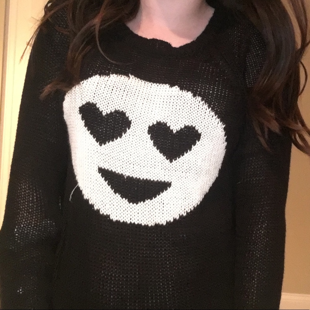 So Nikki Black Sweater with white heart eyes emoji